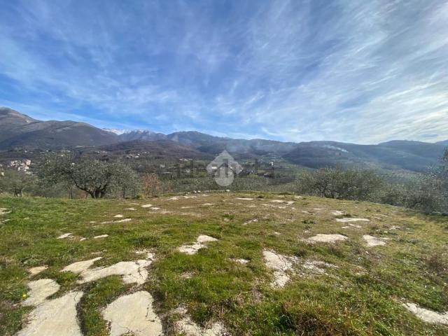 Rustici e casali in vendita di 190 m² in Via Treo