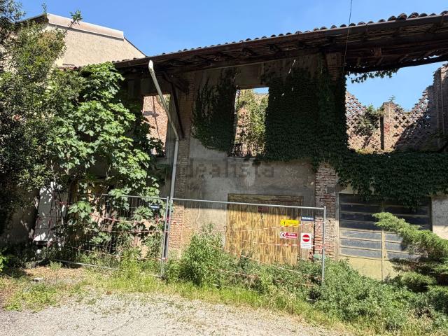 Rustici e casali in vendita di 191 m² in Via Nazario Sauro, 10