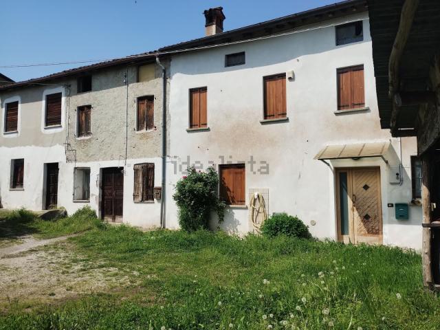 Rustici e casali in vendita di 200 m²
