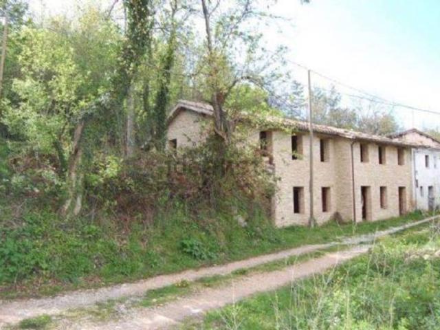 Rustici e casali in vendita di 200 m²