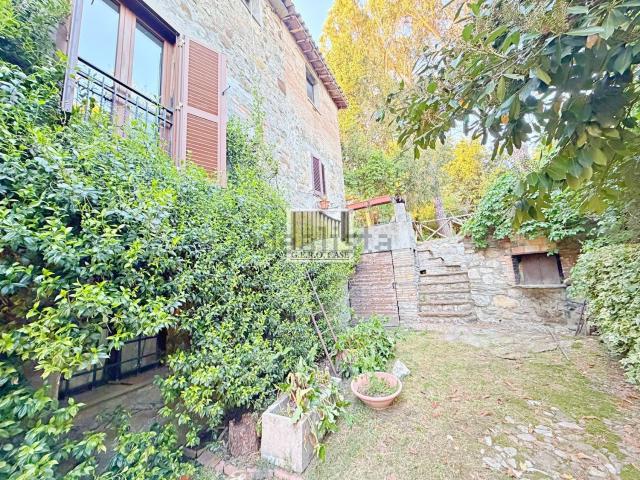 Rustici e casali in vendita di 200 m²