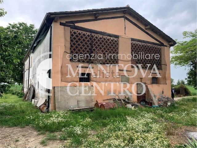 Rustici e casali in vendita di 200 m²