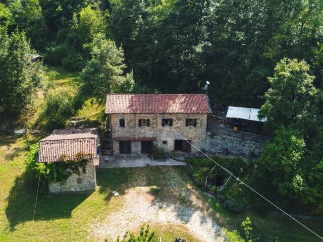 Rustici e casali in vendita di 200 m²