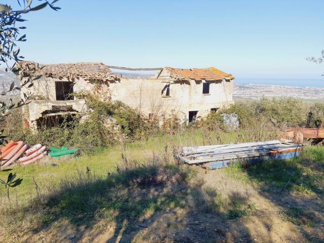 Rustici e casali in vendita di 200 m² in Contrada San Giovanni