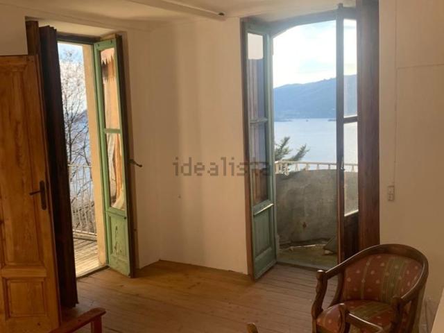 Rustici e casali in vendita di 200 m² in Via Alla Bergamina
