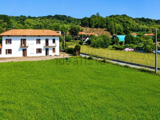 Rustici e casali in vendita di 200 m² in Via Dedalo