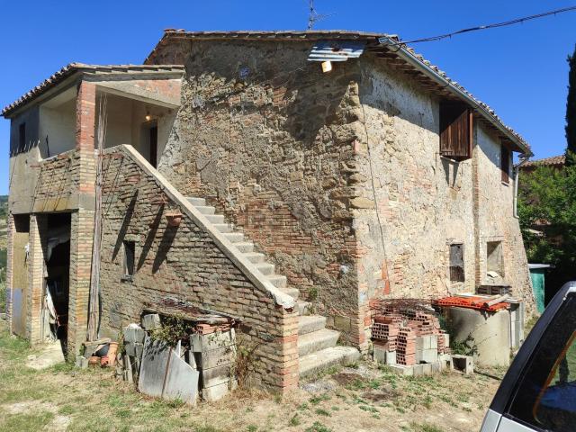 Rustici e casali in vendita di 200 m² in Via delle Ghiande