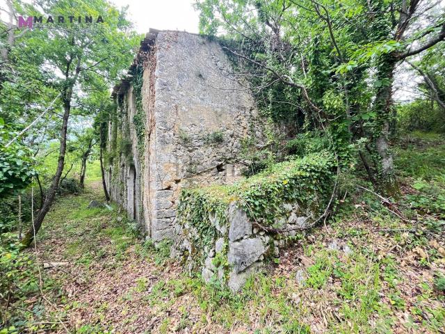Rustici e casali in vendita di 200 m² in Via Fontana Psopane Maiolfe