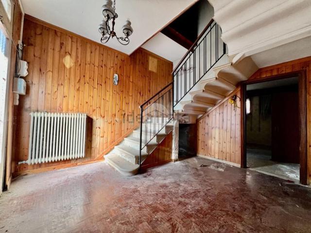 Rustici e casali in vendita di 200 m² in Via Giuseppe Garibaldi, 50