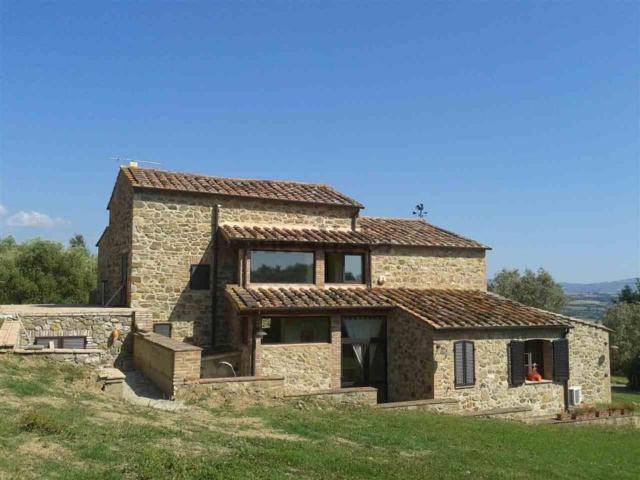Rustici e casali in vendita di 200 m² in Via Piave