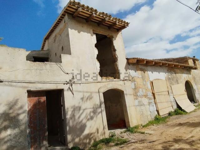 Rustici e casali in vendita di 200 m² in Via Salemi