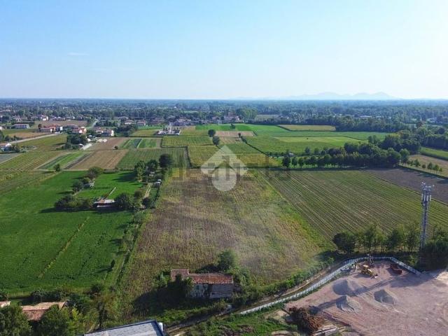 Rustici e casali in vendita di 20339 m²