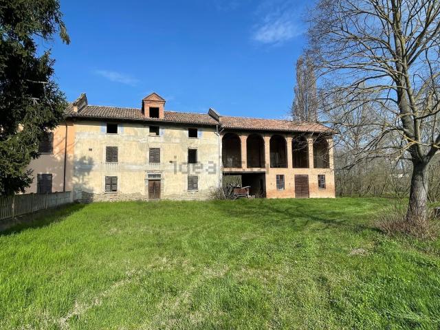 Rustici e casali in vendita di 203 m²