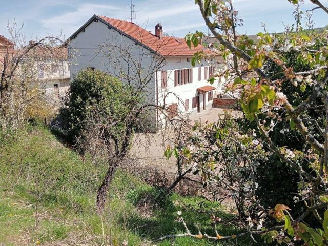 Rustici e casali in vendita di 210 m²