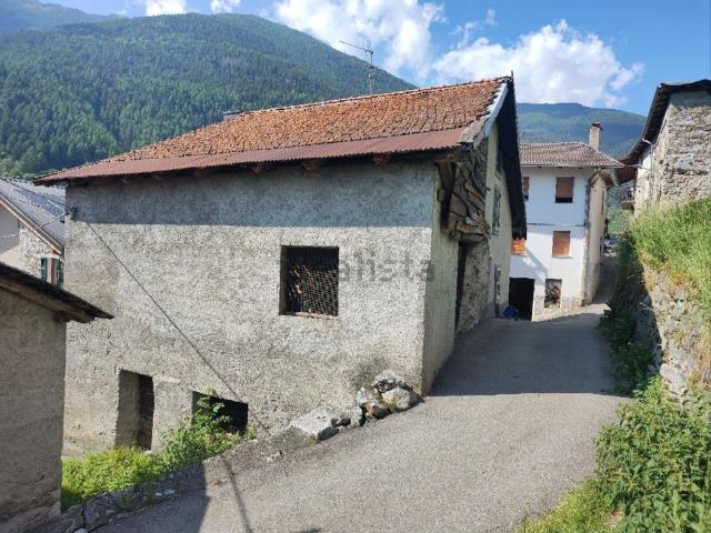 Rustici e casali in vendita di 210 m²