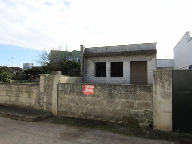 Rustici e casali in vendita di 226 m² in Via Malta