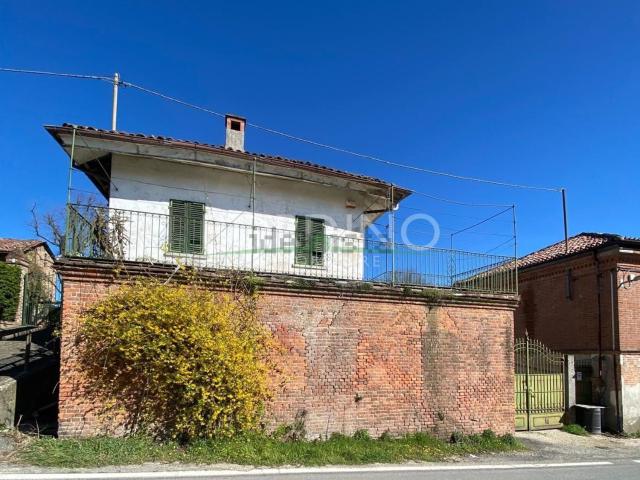 Rustici e casali in vendita di 228 m²