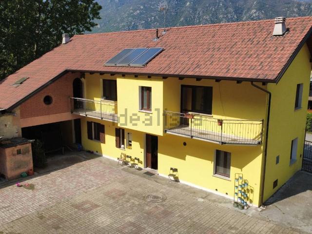 Rustici e casali in vendita di 229 m² in Via I Maggio, 57