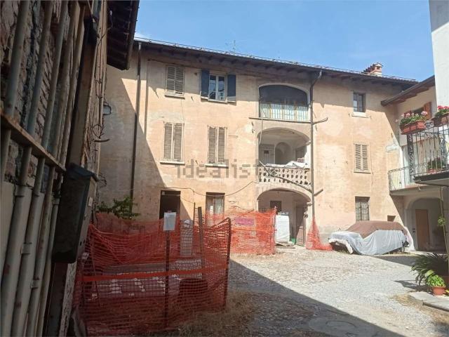 Rustici e casali in vendita di 220 m²