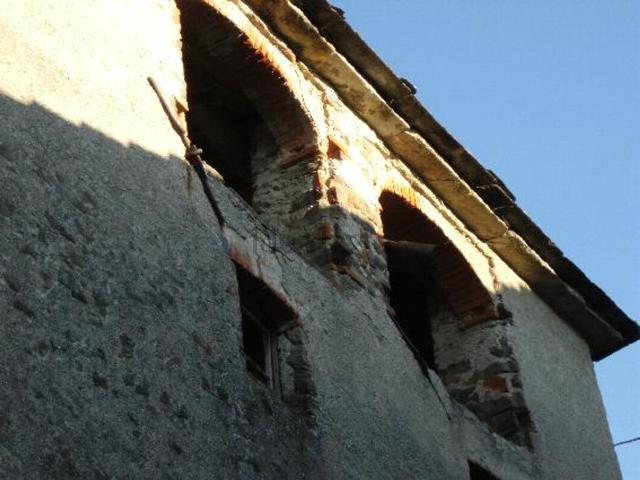 Rustici e casali in vendita di 222 m²