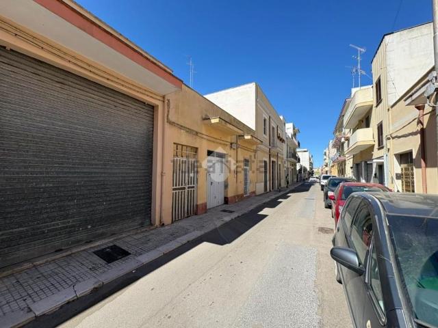 Rustici e casali in vendita di 235 m² in Via Monte Santo, 64