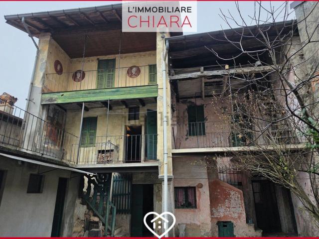 Rustici e casali in vendita di 235 m² in Vicolo Calatafimi, 3