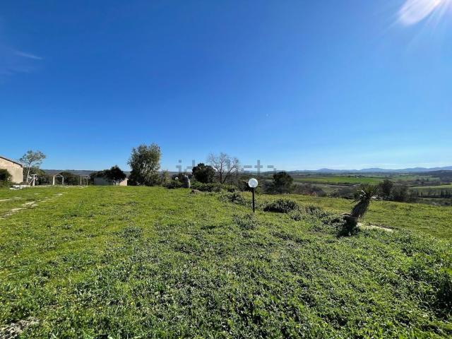 Rustici e casali in vendita di 237 m² in Via del Martavello Fonteblanda