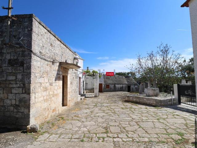 Rustici e casali in vendita di 230 m² in Contrada Pagliericci