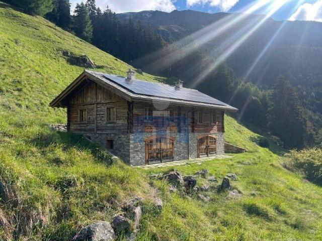 Rustici e casali in vendita di 232 m² in Località Fumero