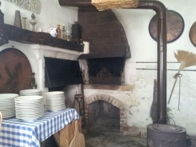 Rustici e casali in vendita di 240 m²