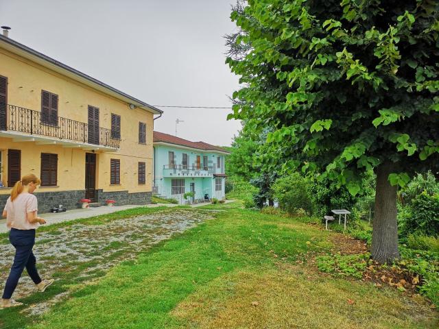 Rustici e casali in vendita di 255 m²