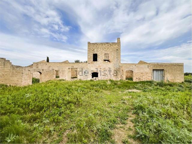 Rustici e casali in vendita di 250 m²
