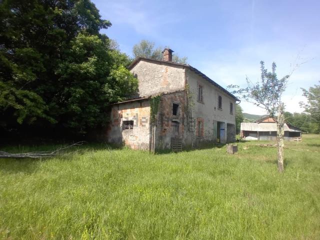 Rustici e casali in vendita di 250 m² in Località Teglia