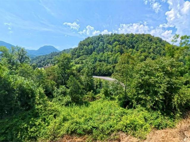 Rustici e casali in vendita di 250 m² in Strada Provinciale 46