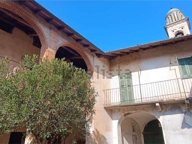 Rustici e casali in vendita di 250 m² in Via Giuseppe Garibaldi, 3