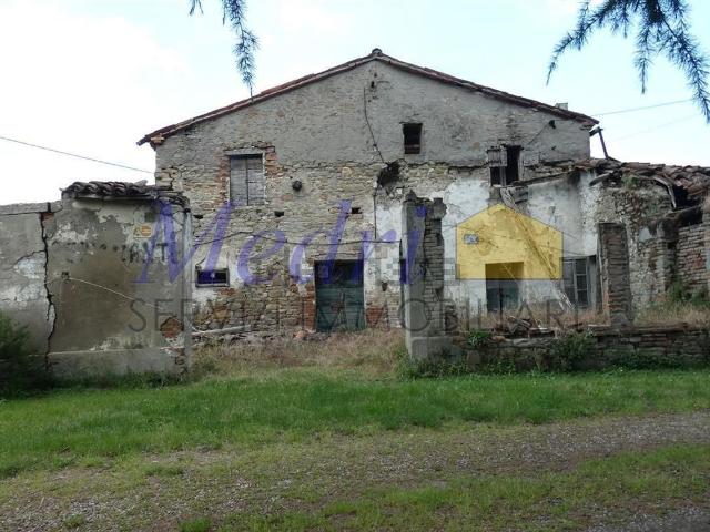 Rustici e casali in vendita di 250 m² in Vicolo le Giarze