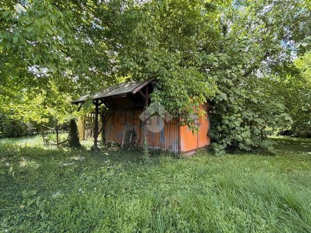 Rustici e casali in vendita di 268 m² in Viale Trento, 26