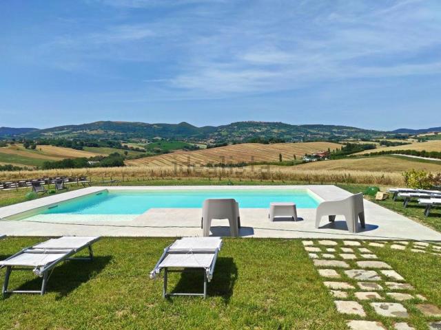 Rustici e casali in vendita di 260 m² in Località Pettovallone