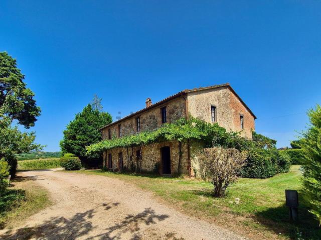 Rustici e casali in vendita di 260 m² in Via delle Fontanelle, 11
