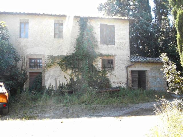 Rustici e casali in vendita di 262 m² in Strada di Fornicchiaia