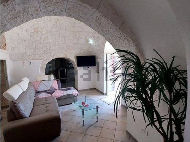 Rustici e casali in vendita di 275 m² in Contrada Difesa San Salvatore