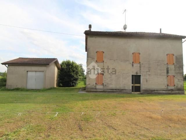 Rustici e casali in vendita di 279 m² in Via Beviera, 20