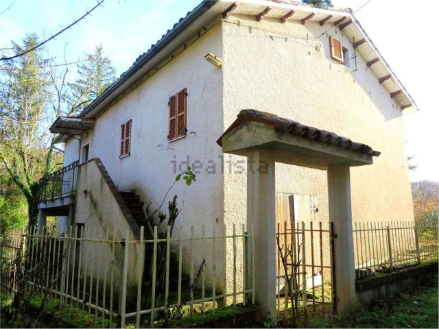 Rustici e casali in vendita di 270 m² in Contrada Cardagnano
