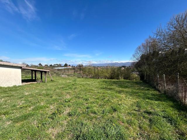Rustici e casali in vendita di 27 m² in Via Verbania, 7