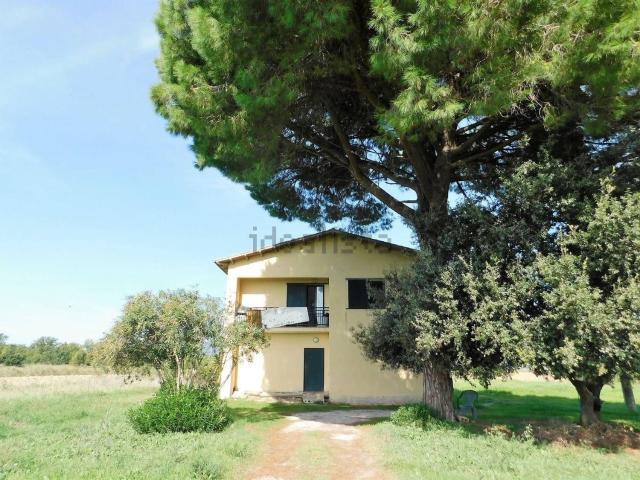 Rustici e casali in vendita di 280 m²