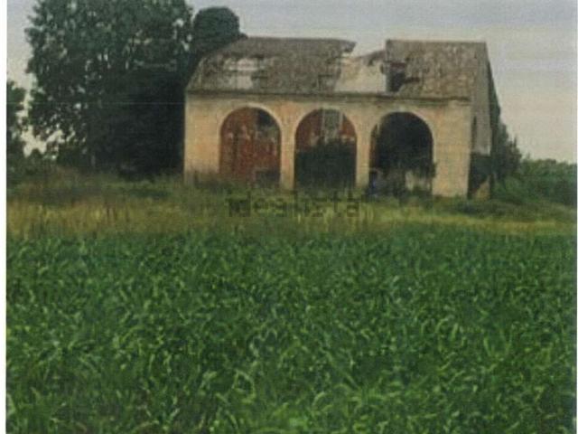 Rustici e casali in vendita di 280 m²