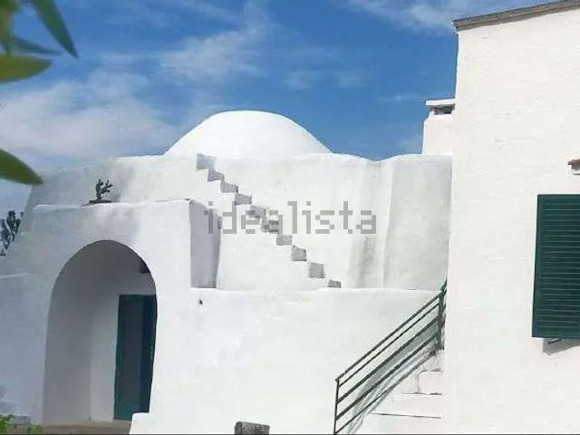 Rustici e casali in vendita di 298 m² in Contrada Acquarella