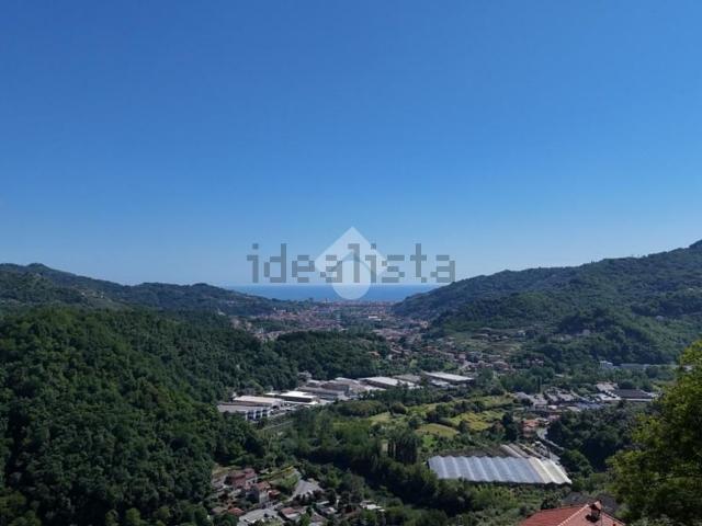 Rustici e casali in vendita di 290 m² in Località Colla