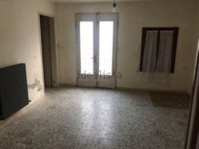 Rustici e casali in vendita di 290 m²