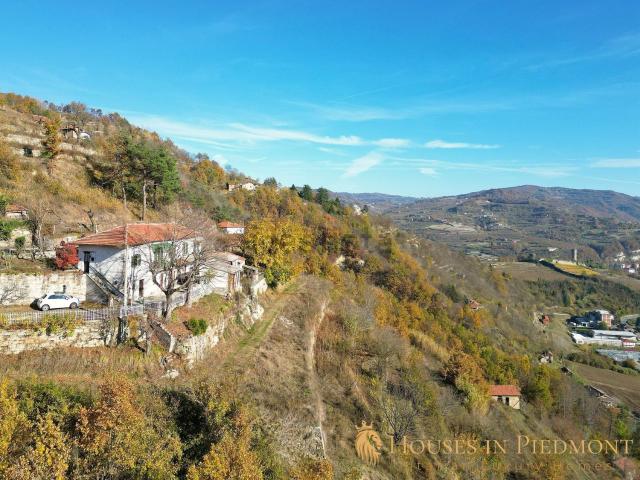 Rustici e casali in vendita di 300 m²